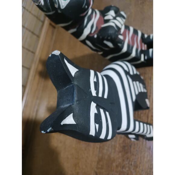 Vintage Laurel Burch Style Folk Art Black And White Wood Cats - Picture 4 of 10